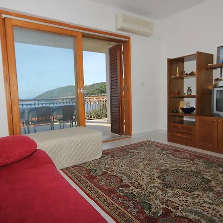 Apartments By The Sea Vis - 2470 Vis